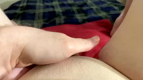 Snapshot of mykittyneedsuu chatting on November 16, 2025, 12:22 pm Kitty online show from November 16, 2025, 12:22 pm