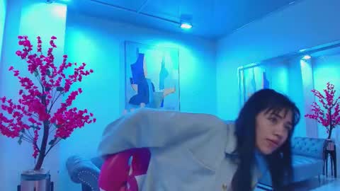 myla_evans online show from December 2, 2025, 11:59 am