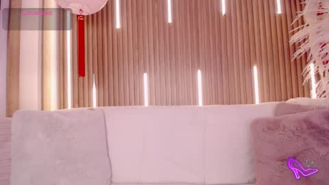 Snapshot of myladreams_ chatting on February 7, 2026, 4:38 am Myla online show from February 7, 2026, 4:38 am