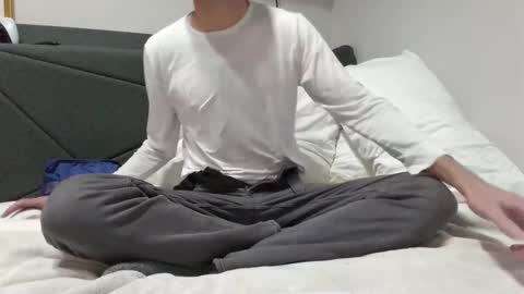 Felt like showing off online show from November 21, 2025, 11:58 pm