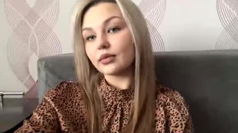 Olivia online show from March 17, 2026, 9:23 am