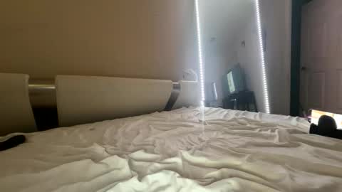 Soiwanttoummm online show from March 7, 2026, 4:37 pm