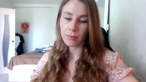Snapshot of myst_velvet chatting on June 4, 2026, 8:20 am myst_velvet online show from June 4, 2026, 8:20 am