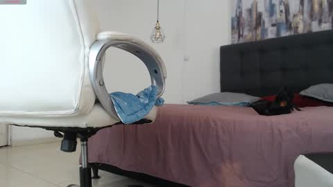 No Name online show from January 21, 2025, 2:05 pm