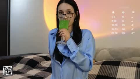 Snapshot of mysthush chatting on October 12, 2025, 6:18 pm Mia online show from October 12, 2025, 6:18 pm