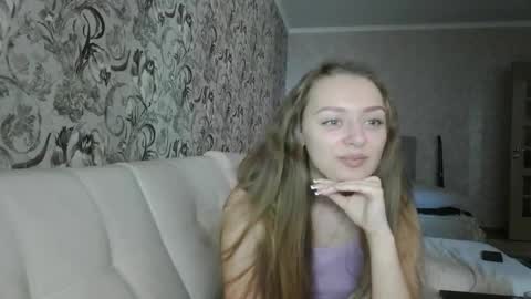 Snapshot of mysticglimmer chatting on March 28, 2026, 12:27 pm Anika online show from March 28, 2026, 12:27 pm