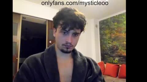 Mystic Leo online show from December 26, 2024, 2:59 pm