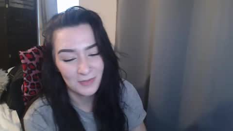 Snapshot of mysticmuse94 chatting on February 15, 2025, 2:44 pm MysticMuse online show from February 15, 2025, 2:44 pm