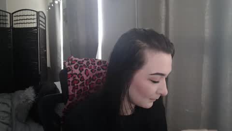 Snapshot of mysticmuse94 chatting on March 8, 2025, 2:30 pm MysticMuse online show from March 8, 2025, 2:30 pm