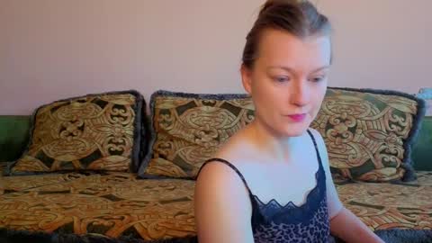 mysticvenus_ online show from March 23, 2026, 6:06 am