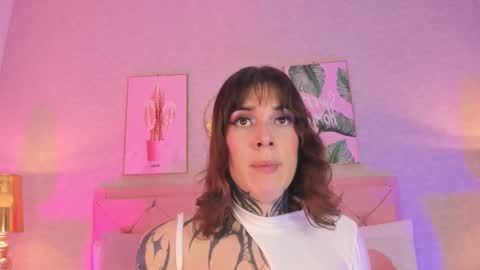 Snapshot of mystikdoll chatting on November 26, 2025, 11:33 am Misteika online show from November 26, 2025, 11:33 am