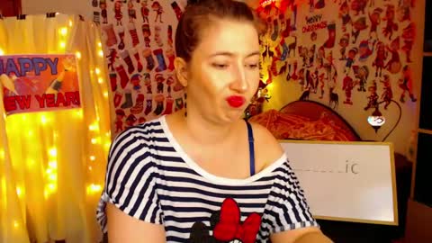 Snapshot of mystydew chatting on January 28, 2025, 12:54 pm MystyDew online show from January 28, 2025, 12:54 pm