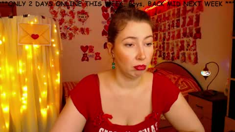 Snapshot of mystydew chatting on February 11, 2025, 12:27 pm MystyDew online show from February 11, 2025, 12:27 pm