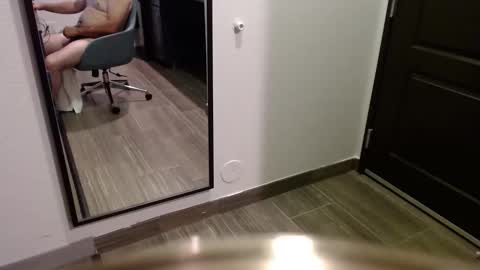 Snapshot of myyx chatting on October 23, 2025, 11:09 am myyx online show from October 23, 2025, 11:09 am