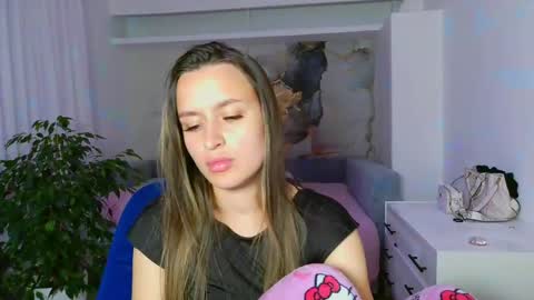 Eva online show from May 23, 2026, 7:51 pm
