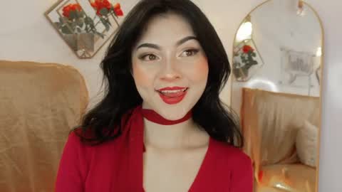 naamah_b online show from April 18, 2026, 2:21 pm