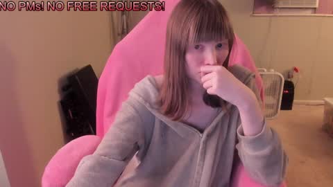 Snapshot of nacmar chatting on January 31, 2025, 6:03 pm Natalie Marlo online show from January 31, 2025, 6:03 pm