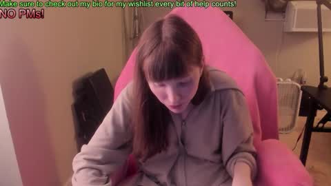 Snapshot of nacmar chatting on October 22, 2025, 1:17 am Natalie Marlo online show from October 22, 2025, 1:17 am