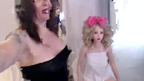 Nadia Vixen online show from April 17, 2026, 10:57 pm