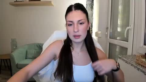 Nadiaaa006 online show from March 3, 2025, 6:22 pm