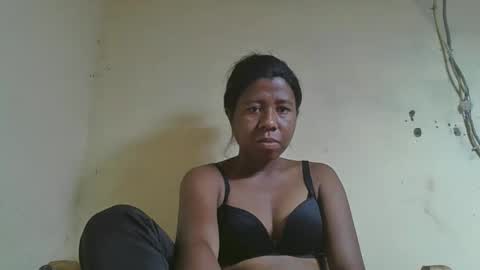 nadiasando online show from December 14, 2025, 8:09 am