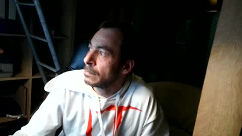 Mario online show from February 9, 2025, 8:56 pm