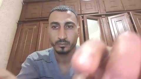 V online show from December 4, 2025, 12:14 pm