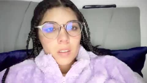 Snapshot of naduu__xx chatting on January 3, 2025, 3:05 am naduu__xx online show from January 3, 2025, 3:05 am