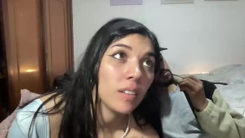 Snapshot of naduu__xx chatting on February 21, 2025, 3:12 am naduu__xx online show from February 21, 2025, 3:12 am