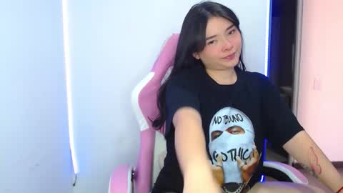 nahia cute     only   online show from December 18, 2025, 7:09 pm