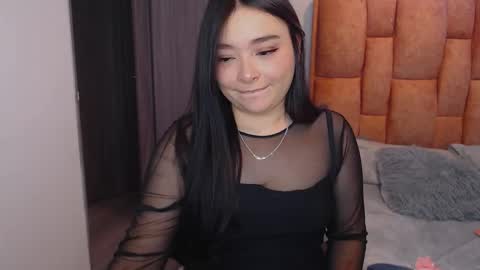 nahia cute     only   online show from February 19, 2026, 4:58 pm