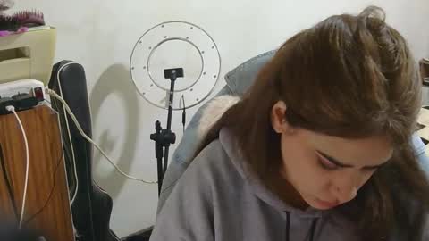 Snapshot of nahiarabiel chatting on October 29, 2025, 2:19 pm nahiarabiel online show from October 29, 2025, 2:19 pm