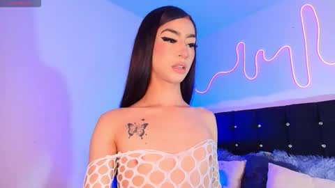 NahiaVictoria  online show from March 28, 2026, 7:02 pm