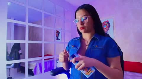 valeria online show from June 24, 2026, 9:36 pm