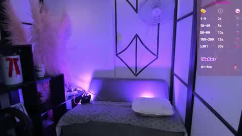 Nahomi online show from March 10, 2026, 5:34 am