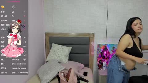   SHELBY   online show from September 18, 2025, 12:07 pm