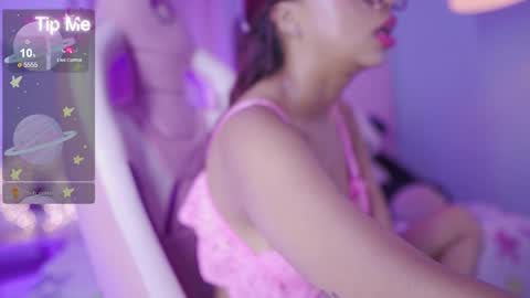 Snapshot of nahomy_2308 chatting on March 19, 2026, 2:43 pm nahomy 2308 online show from March 19, 2026, 2:43 pm