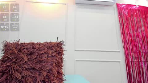 Snapshot of nahomygrey_ chatting on January 8, 2025, 10:27 pm Nahomy online show from January 8, 2025, 10:27 pm
