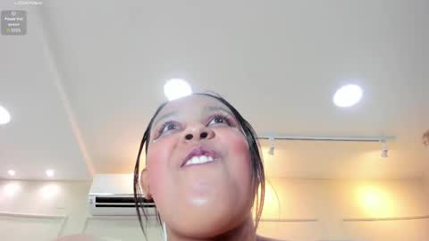 Snapshot of nahomygrey_ chatting on February 25, 2025, 8:51 pm Nahomy online show from February 25, 2025, 8:51 pm
