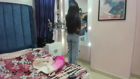 nai_blue online show from October 18, 2025, 11:55 am