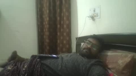 NAIRANANDU28 online show from April 10, 2026, 3:01 am