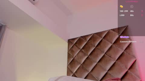 INSTAGRAM  m2221     online show from December 3, 2024, 2:49 pm