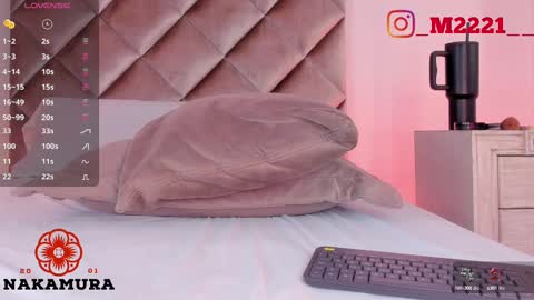 INSTAGRAM  m2221     online show from February 20, 2025, 3:52 pm