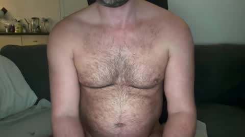 Snapshot of naked_dude25 chatting on June 6, 2026, 5:12 am naked_dude25 online show from June 6, 2026, 5:12 am
