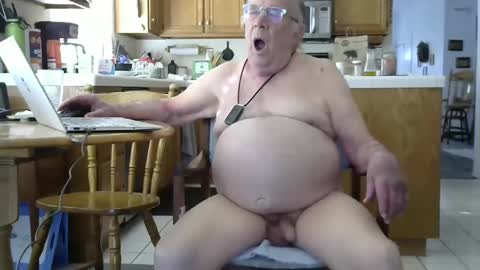 Snapshot of naked_male_slave chatting on December 15, 2024, 8:58 pm Roger online show from December 15, 2024, 8:58 pm