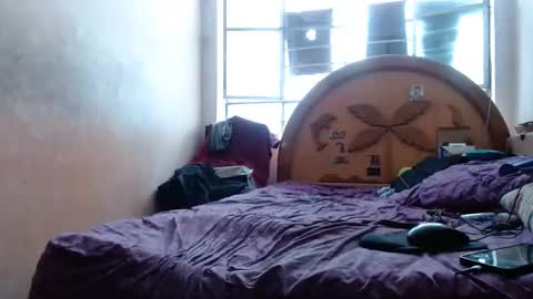 nakedlima online show from April 5, 2026, 9:01 pm