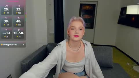 Kate online show from September 14, 2025, 11:09 am