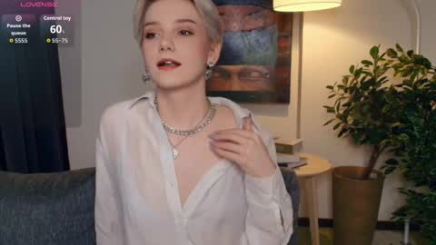 Kate online show from November 15, 2025, 11:29 am