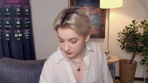 Kate online show from November 29, 2025, 12:19 pm