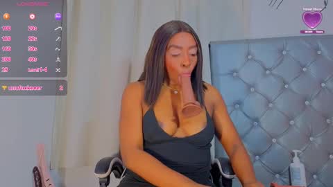 nalajoyce online show from November 7, 2025, 1:27 am